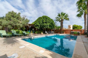 Elegant Villa in Playa Honda with Private Pool